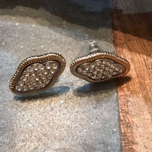 Gold‎ Colored with Rhinestone Design Studs - Picture 1 of 4